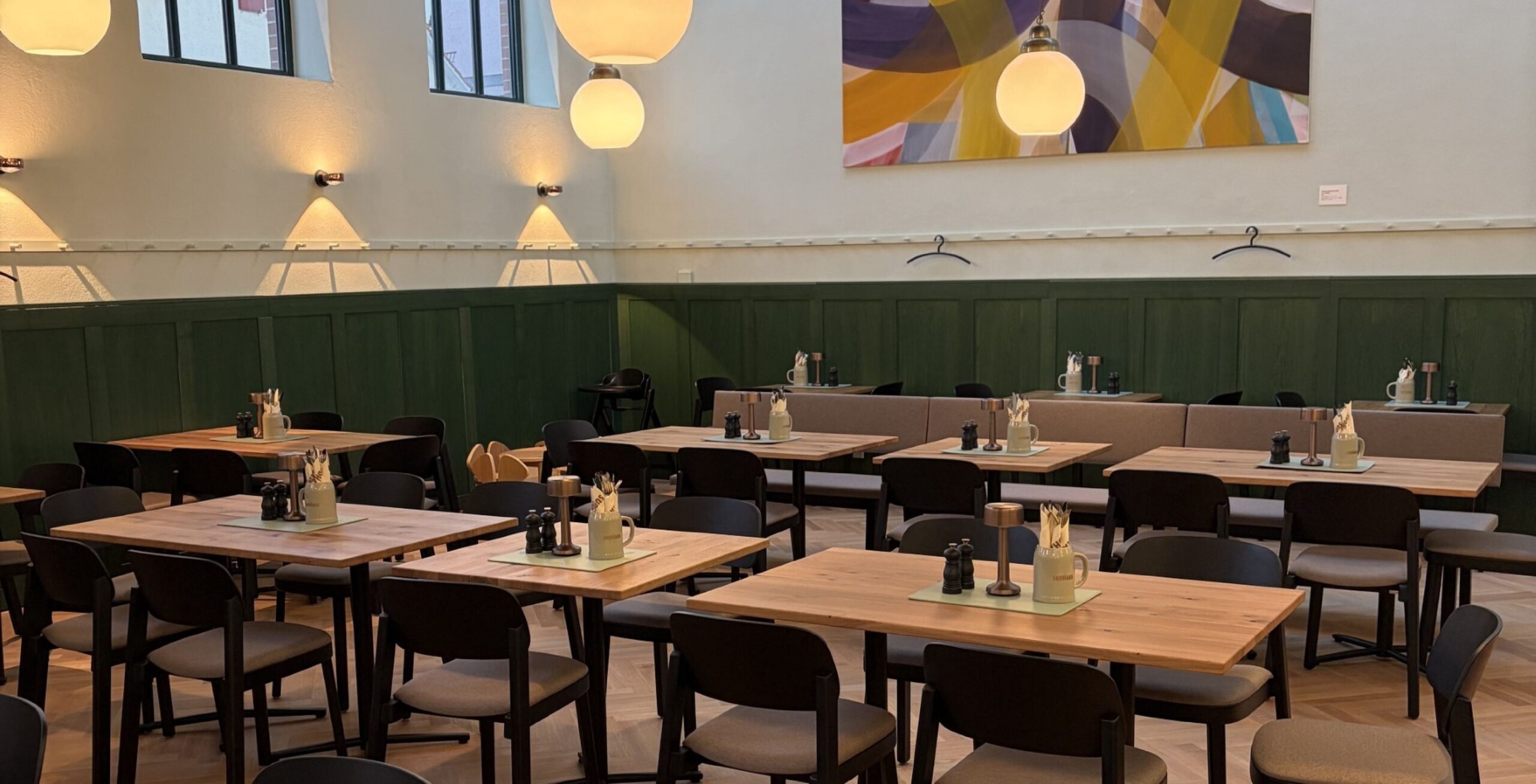 Festlich eingedeckter Saal im Sudhaus
